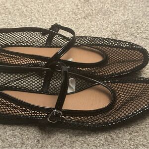 Elegant Black Mesh Women's Shoes